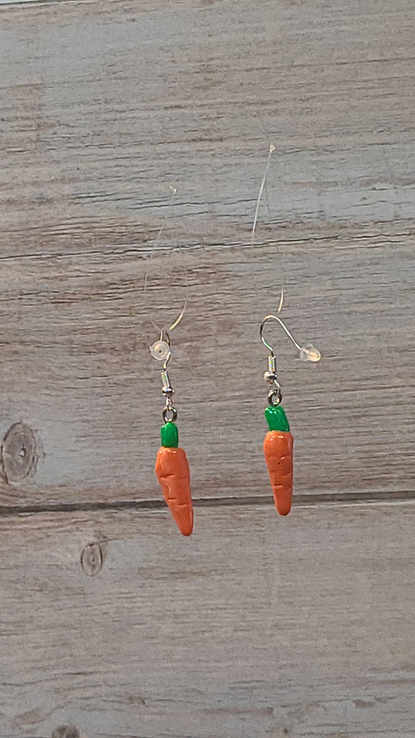Cute Carrot Drop Earrings 🥕💚