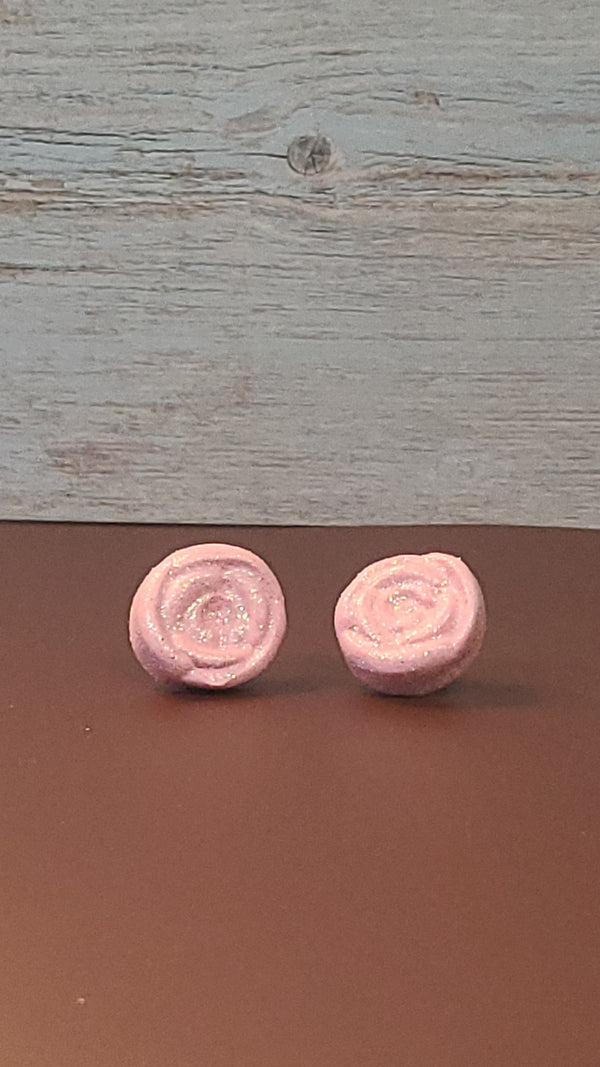 Glittery Pink Rose Stud Earrings🌸