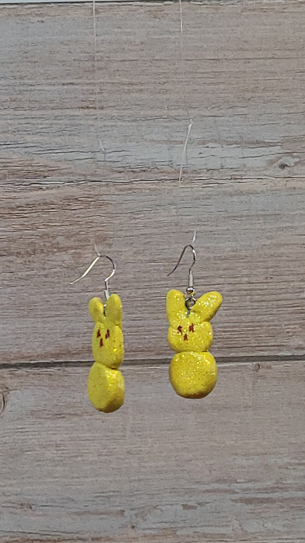 🌼✨ Sunny Yellow Sparkly Peeps Bunny Earrings 🌽🐰